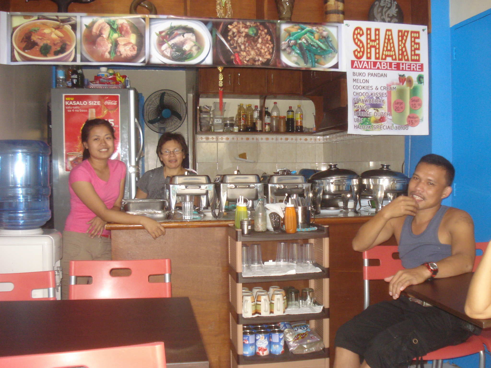 cheap restaurant in manila | Kite 2012